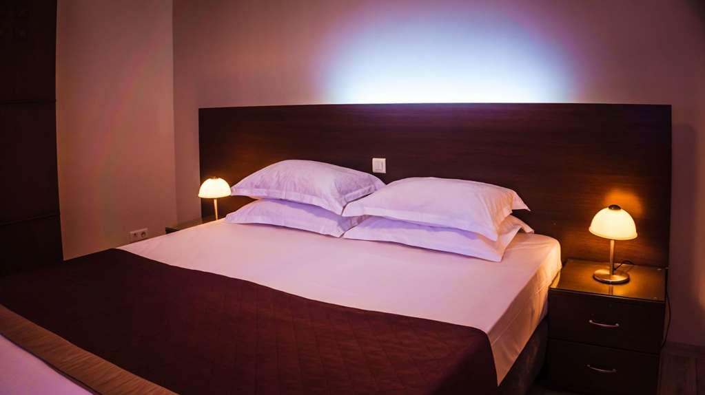 The Marmara Suadiye Residence Istanbul Room photo